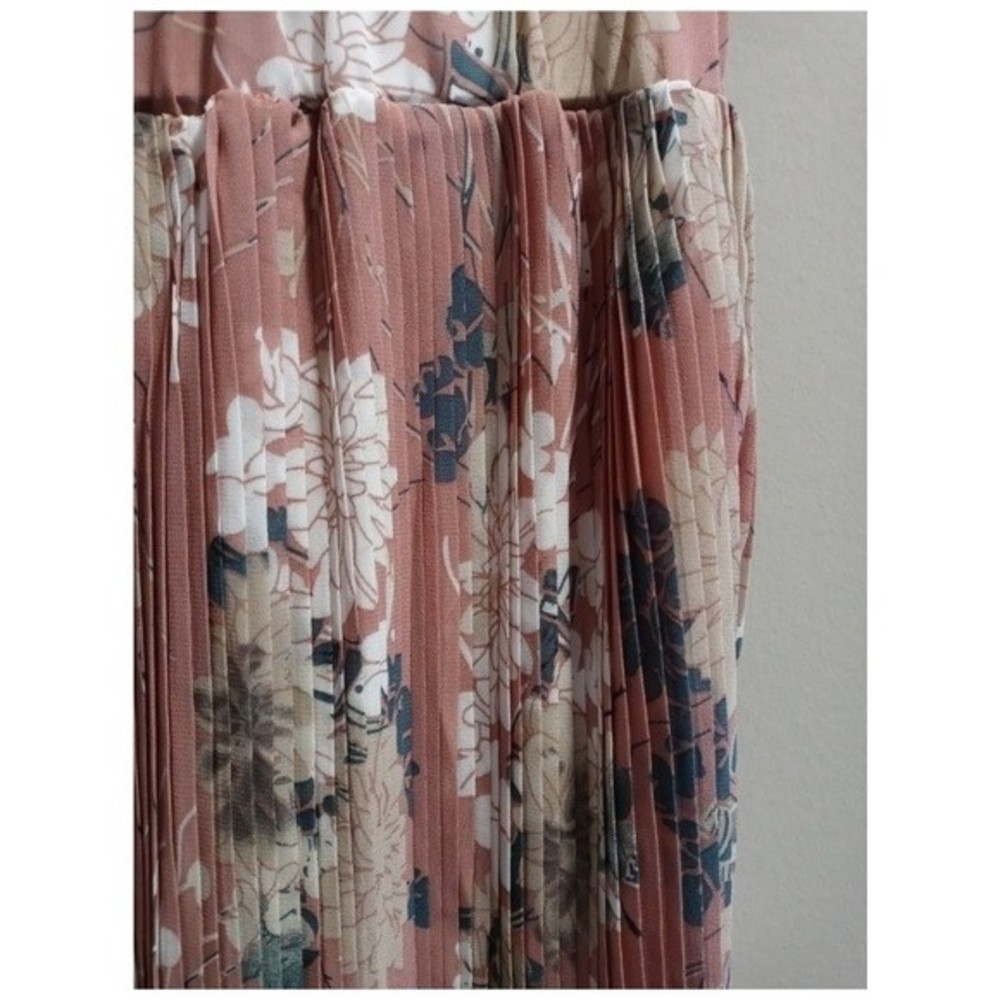 Simplee Apparel Paper Bag Waist Pleated Flowy Skirt - Picture 8 of 9